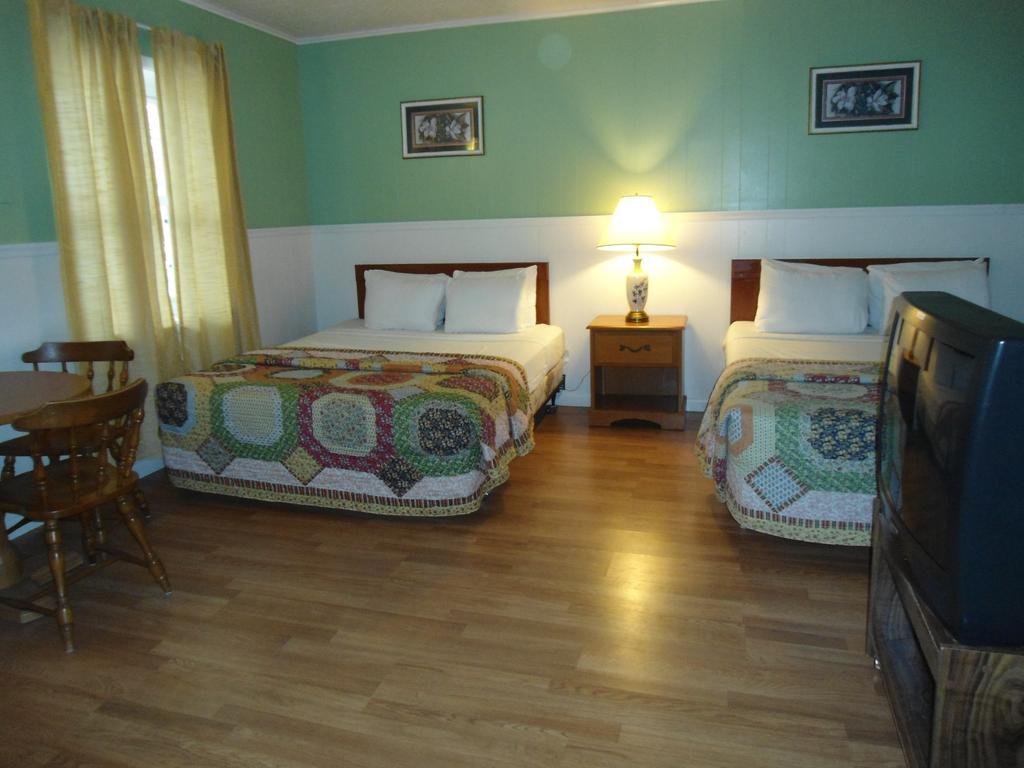 Flower Field Inn And Cottages Stroudsburg Phòng bức ảnh
